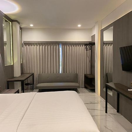 Panfila Hotel Kuta  Buitenkant foto