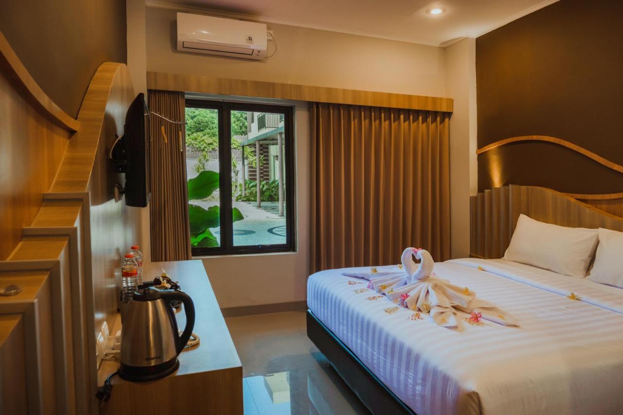 Panfila Hotel Kuta  Buitenkant foto